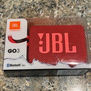 JBL GO 3 Portable Speaker in Bold Red